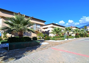 اطلالة بحر - منطقة جبلية هادئة -دوبلكس 3 غرف وصالة - كارجي جاك / الانيا 