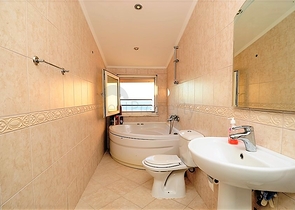 اطلالة بحر - منطقة جبلية هادئة -دوبلكس 3 غرف وصالة - كارجي جاك / الانيا 