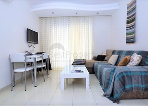 شقة غرفة وصالة - مفروشة - قريبة من البحر -مهموتلار / الانيا 