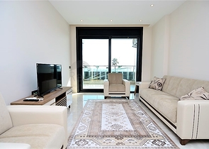 اطلالة بحر مباشرة - مجمع فاخر - شقة مفروشة من تصميم غرفة وصالة - مهموتلار / الانيا 