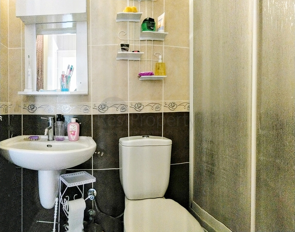 شقه 2 + 1 مفروشه في ليمان كونيالتي 700 م على البحر