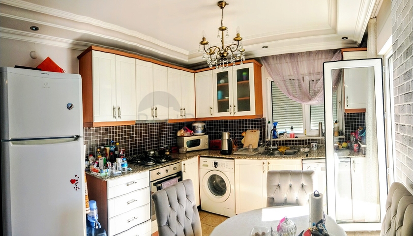 شقه 2 + 1 مفروشه في ليمان كونيالتي 700 م على البحر