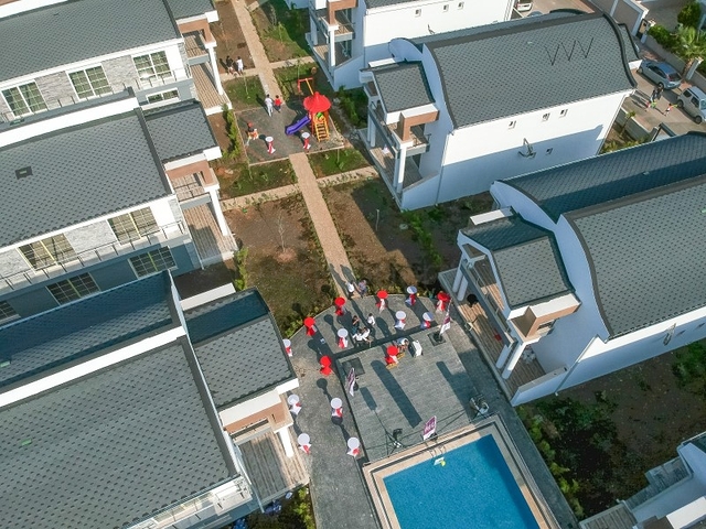 فلل 4 + 1 في مجمع دوشمالتي أنطاليا