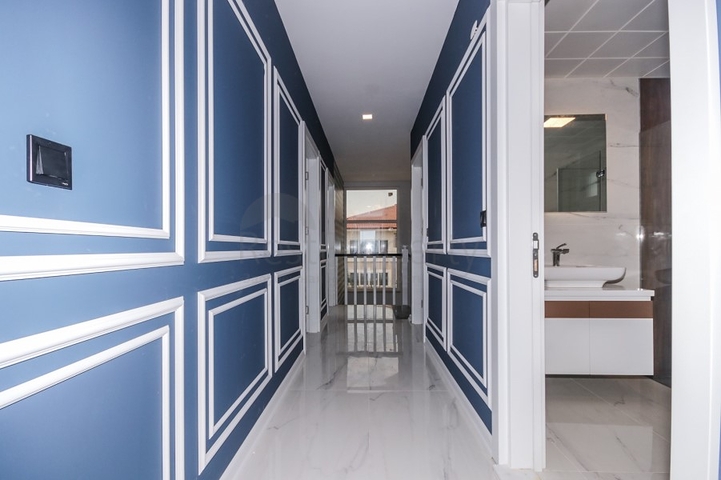 فلل 4 + 1 في مجمع دوشمالتي أنطاليا