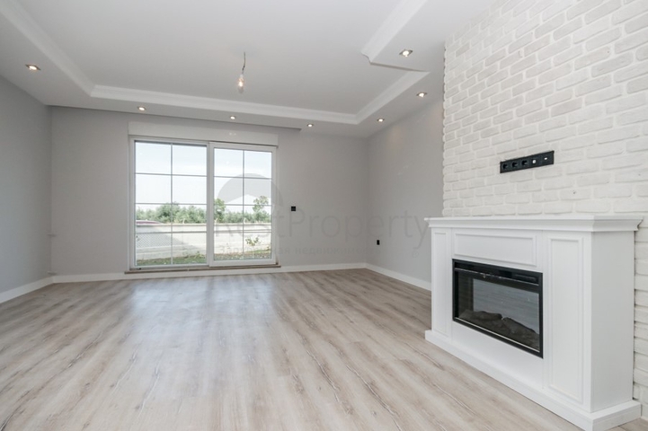 فلل 4 + 1 في مجمع دوشمالتي أنطاليا