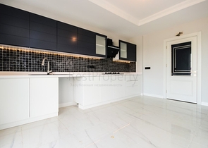 فلل 4 + 1 في مجمع دوشمالتي أنطاليا