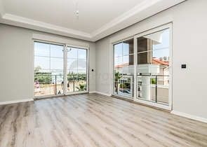 فلل 4 + 1 في مجمع دوشمالتي أنطاليا