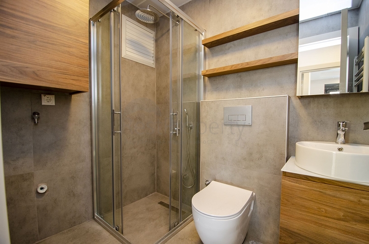 مشروع منتهي في وسط أنطاليا على بعد 150 م من البحر