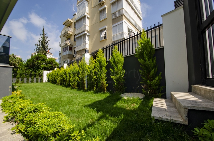 مشروع منتهي في وسط أنطاليا على بعد 150 م من البحر