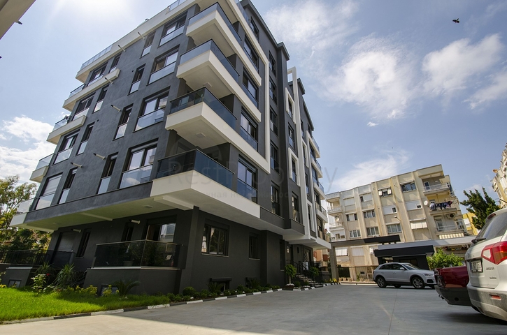 مشروع منتهي في وسط أنطاليا على بعد 150 م من البحر