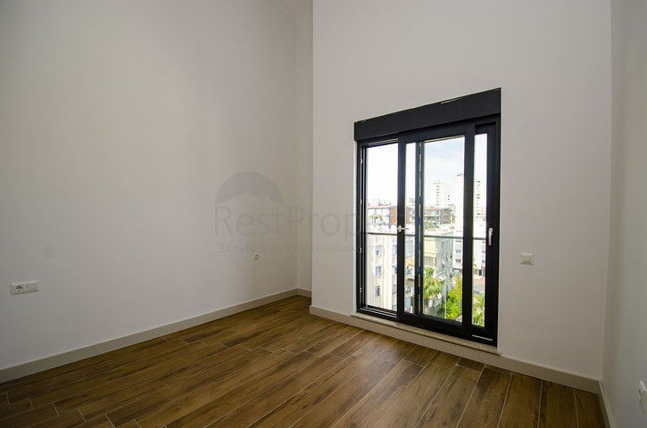 مشروع منتهي في وسط أنطاليا على بعد 150 م من البحر