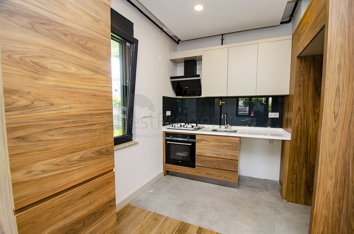 مشروع منتهي في وسط أنطاليا على بعد 150 م من البحر