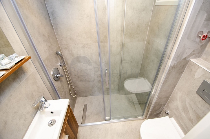 مشروع منتهي في وسط أنطاليا على بعد 150 م من البحر