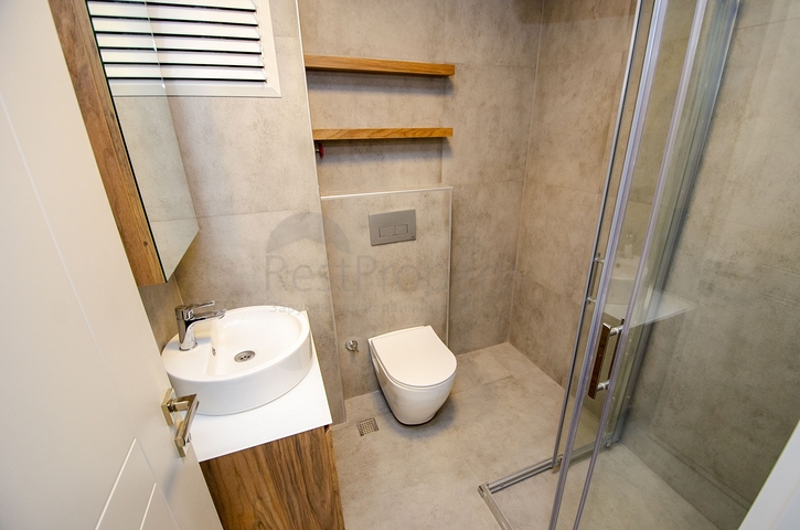 مشروع منتهي في وسط أنطاليا على بعد 150 م من البحر