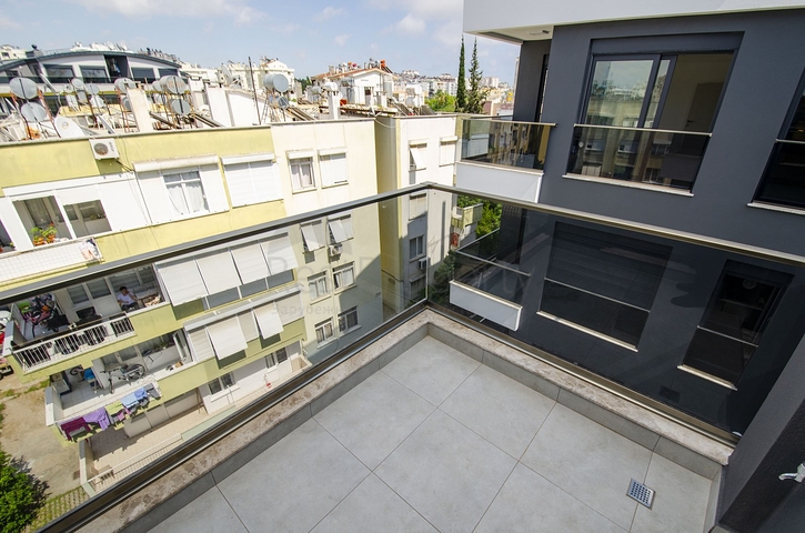 مشروع منتهي في وسط أنطاليا على بعد 150 م من البحر