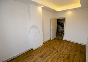 مشروع منتهي في وسط أنطاليا على بعد 150 م من البحر