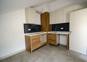 مشروع منتهي في وسط أنطاليا على بعد 150 م من البحر