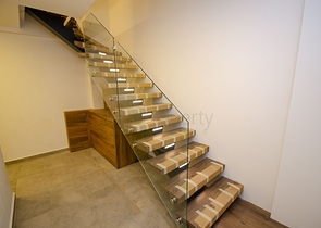 مشروع منتهي في وسط أنطاليا على بعد 150 م من البحر