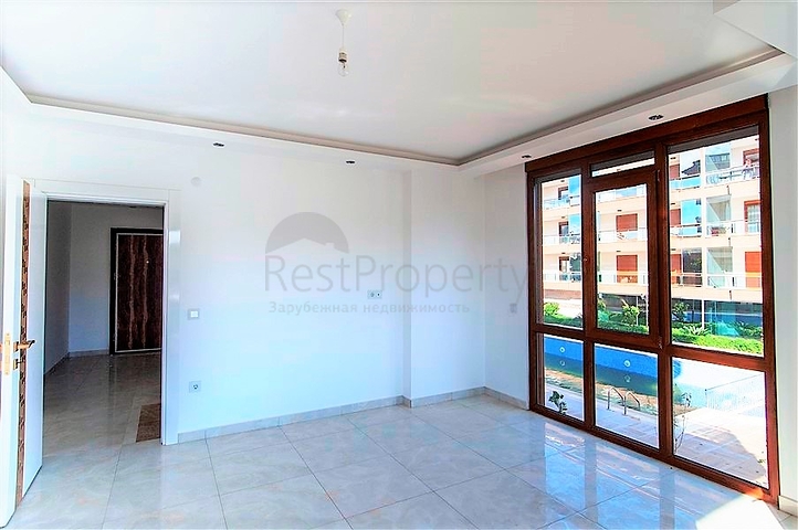 دوبلكس واسعة اربع عرف وصالة ضمن مجمع سكني يضم كافة الخدمات في كاستل / الانيا 