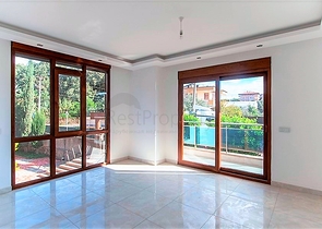 دوبلكس واسعة اربع عرف وصالة ضمن مجمع سكني يضم كافة الخدمات في كاستل / الانيا 