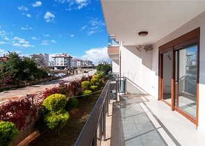 دوبلكس واسعة اربع عرف وصالة ضمن مجمع سكني يضم كافة الخدمات في كاستل / الانيا 