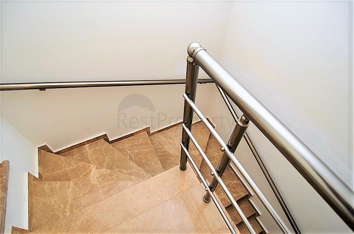 دوبلكس ثلاث غرف وصالة ضمن مجمع فاخر في اوبا / الانيا 