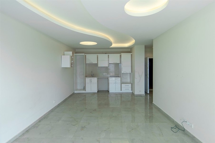 شقة كبيرة بغرفة نوم واحدة في الانيا / كاستل 