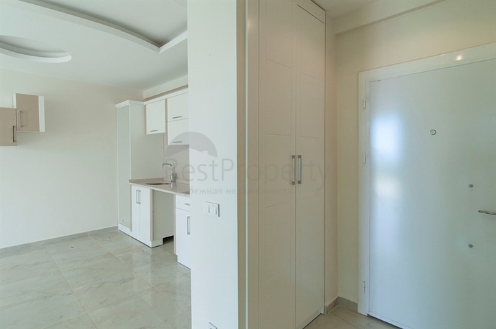 شقة كبيرة بغرفة نوم واحدة في الانيا / كاستل 