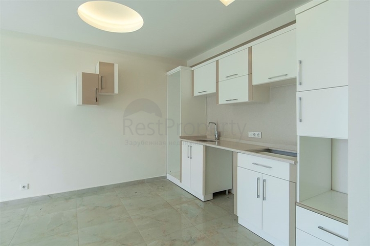 شقة كبيرة بغرفة نوم واحدة في الانيا / كاستل 