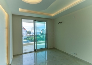 شقة كبيرة بغرفة نوم واحدة في الانيا / كاستل 