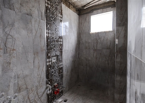 شقق سكنية ضمن بناء جديد في كاستل 