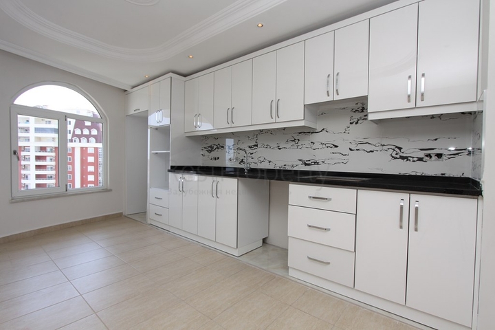 للبيع بشكل مستعجل - دوبلكس اربع غرق وصالة ضمن مجمع سكني في جيكجلي / الانيا 