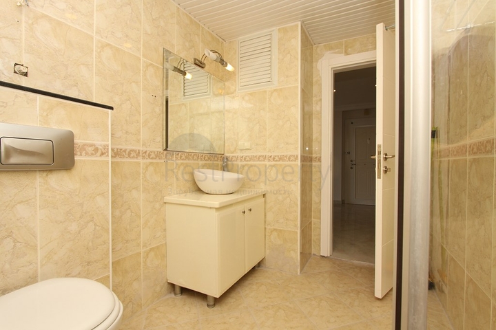 للبيع بشكل مستعجل - دوبلكس اربع غرق وصالة ضمن مجمع سكني في جيكجلي / الانيا 