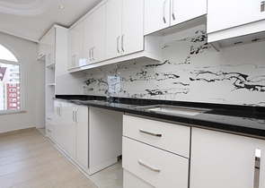 للبيع بشكل مستعجل - دوبلكس اربع غرق وصالة ضمن مجمع سكني في جيكجلي / الانيا 