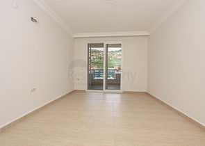 للبيع بشكل مستعجل - دوبلكس اربع غرق وصالة ضمن مجمع سكني في جيكجلي / الانيا 