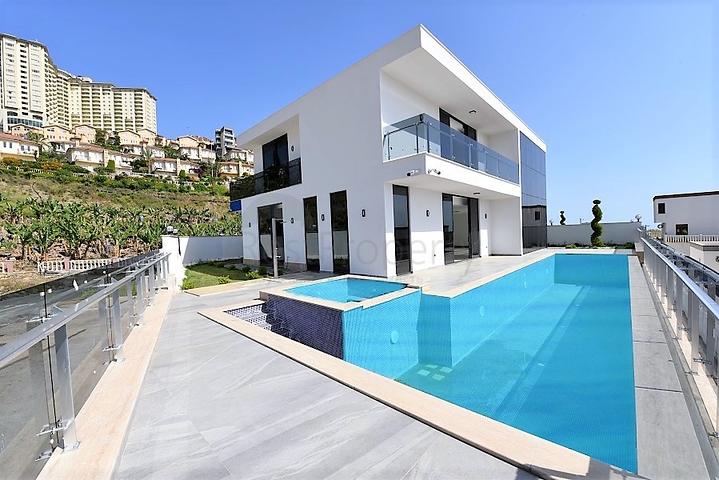 فلل حديثة في الانيا منطقة كارجي جاك / اطلالة بحر ساحرة 