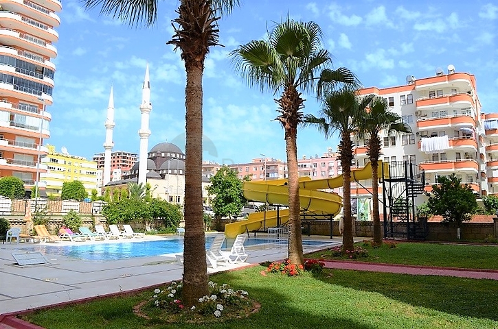 شقة عائلية واسعة - مفروشة - تصميم 1+3 - قريبة من الشاطئ في مهموتلار / الانيا 