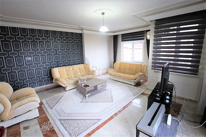 شقة عائلية واسعة - مفروشة - تصميم 1+3 - قريبة من الشاطئ في مهموتلار / الانيا 