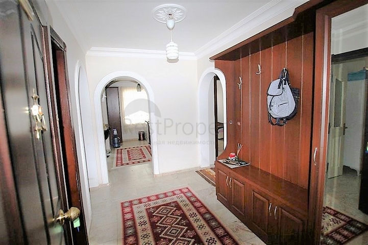 شقة عائلية واسعة - مفروشة - تصميم 1+3 - قريبة من الشاطئ في مهموتلار / الانيا 