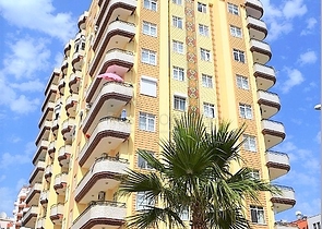 شقة عائلية واسعة - مفروشة - تصميم 1+3 - قريبة من الشاطئ في مهموتلار / الانيا 