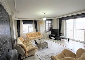 شقة عائلية واسعة - مفروشة - تصميم 1+3 - قريبة من الشاطئ في مهموتلار / الانيا 