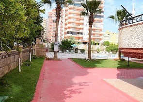 شقة عائلية واسعة - مفروشة - تصميم 1+3 - قريبة من الشاطئ في مهموتلار / الانيا 