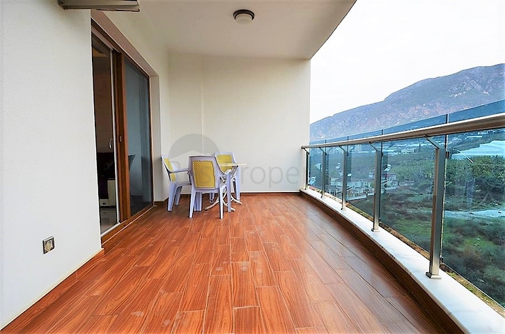 اسكن او استثمر - شقة فاخرة بتصميم غرفة وصالة ضمن مجمع 5 نجوم في الانيا 