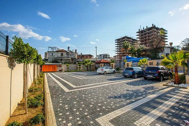 شقة فاخرة - مجمع سكني حديث - في مهموتلار / الانيا 