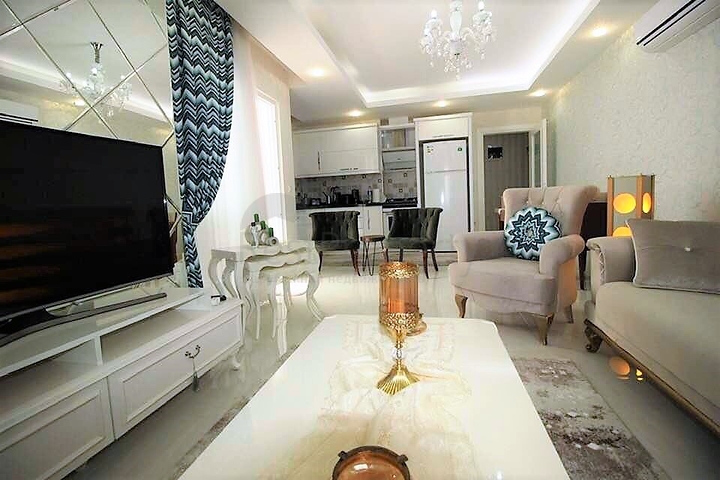 شقة فاخرة - مجمع سكني حديث - في مهموتلار / الانيا 