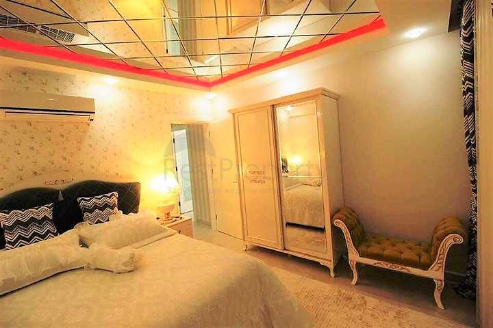 شقة فاخرة - مجمع سكني حديث - في مهموتلار / الانيا 