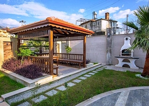 شقة فاخرة - مجمع سكني حديث - في مهموتلار / الانيا 