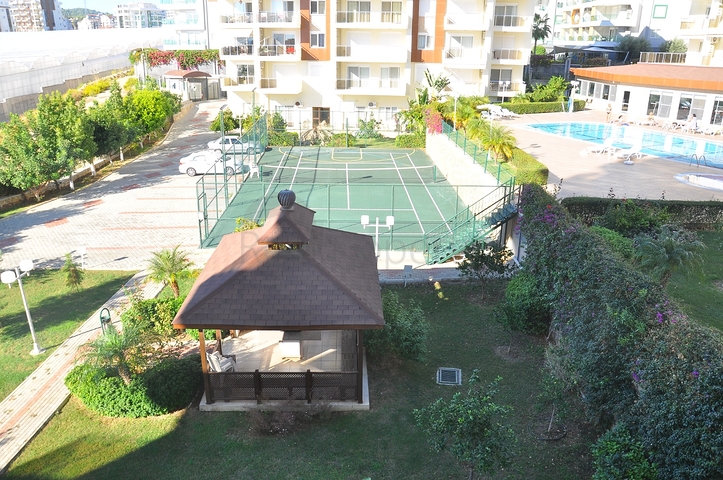 شقة غرفتين وصالة مفروشة ضمن مجمع عائلي في الانيا - افسلار 