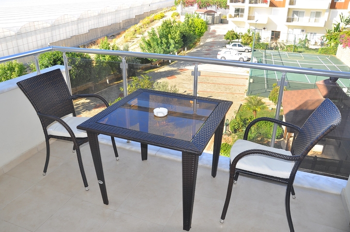 شقة غرفتين وصالة مفروشة ضمن مجمع عائلي في الانيا - افسلار 