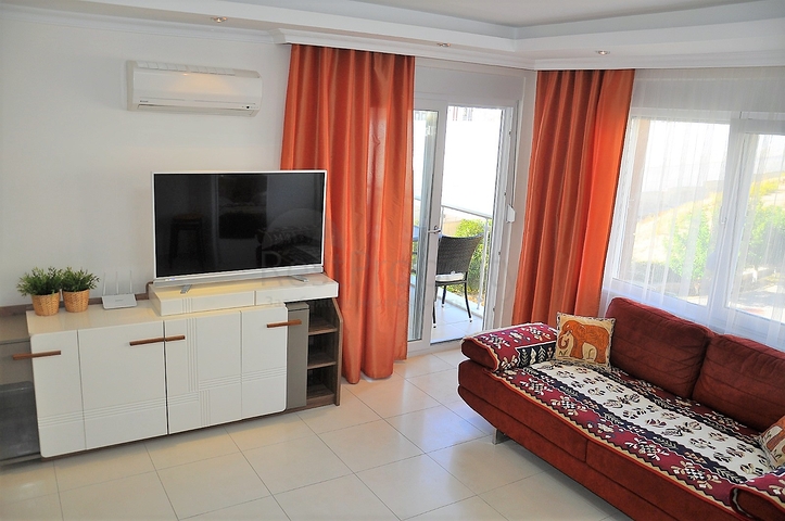 شقة غرفتين وصالة مفروشة ضمن مجمع عائلي في الانيا - افسلار 